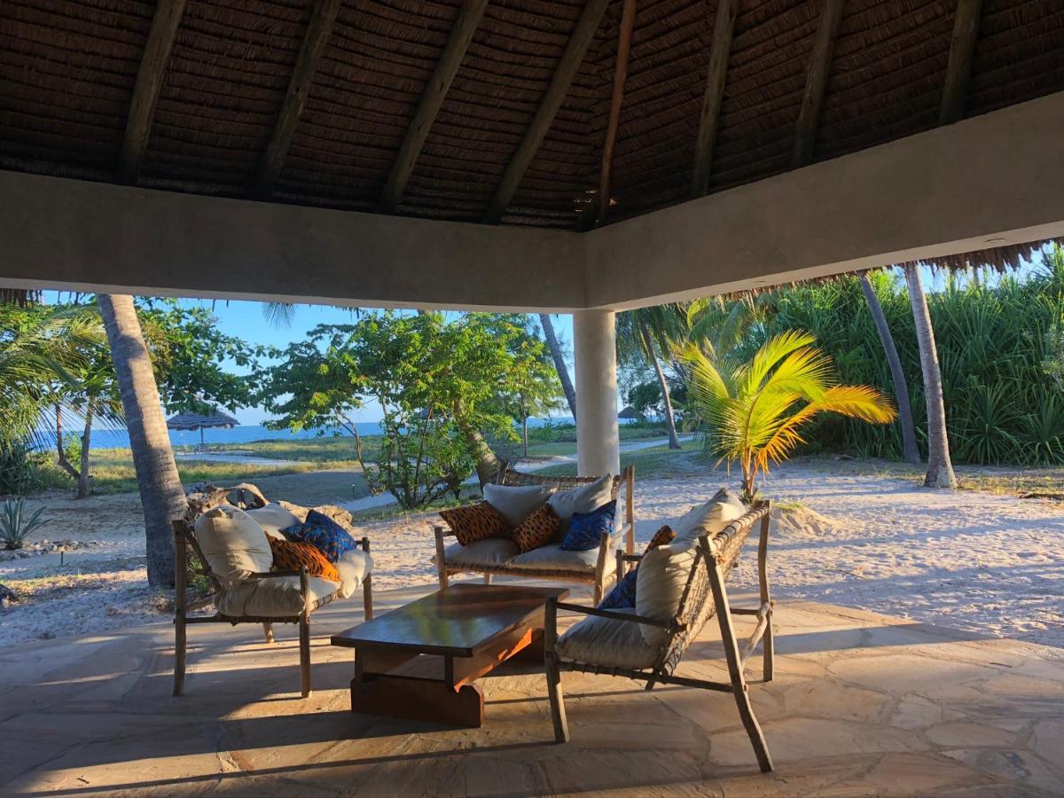Emayani Beach Lodge Pangani Buitenkant foto