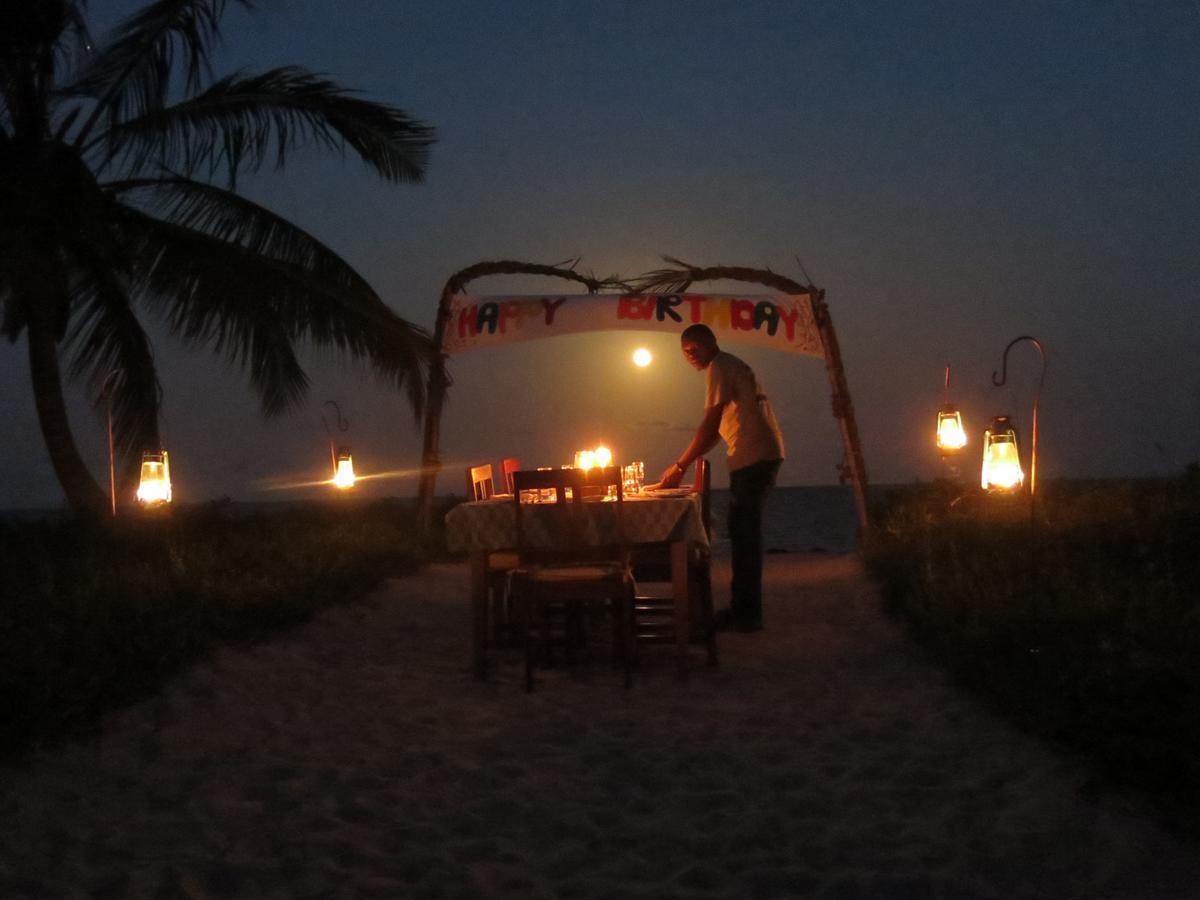 Emayani Beach Lodge Pangani Buitenkant foto
