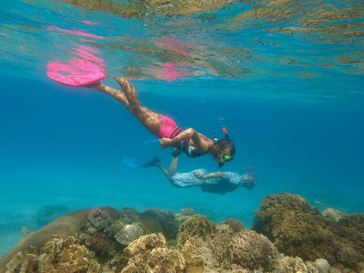 Emayani Beach Lodge Pangani Buitenkant foto