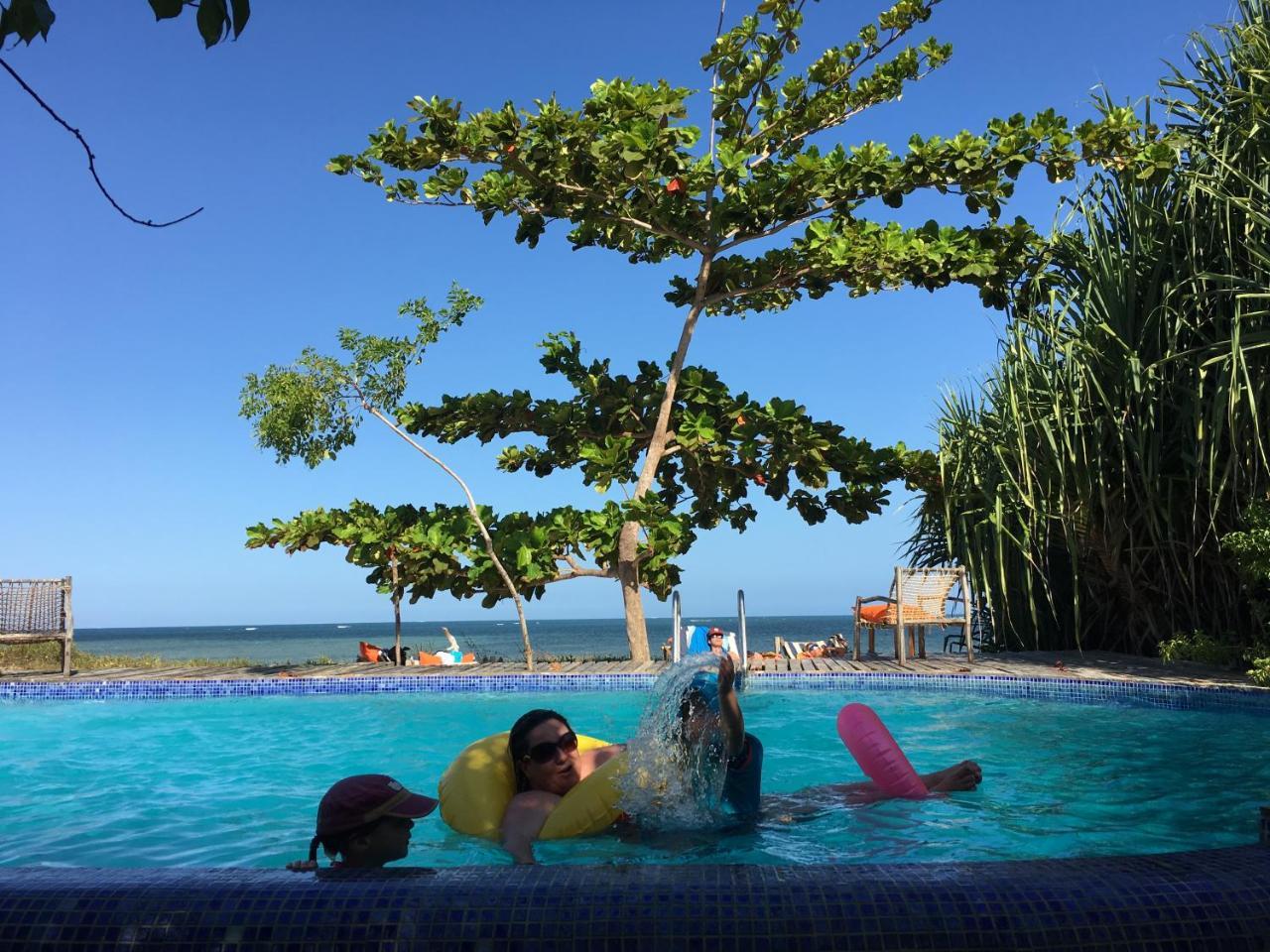 Emayani Beach Lodge Pangani Buitenkant foto